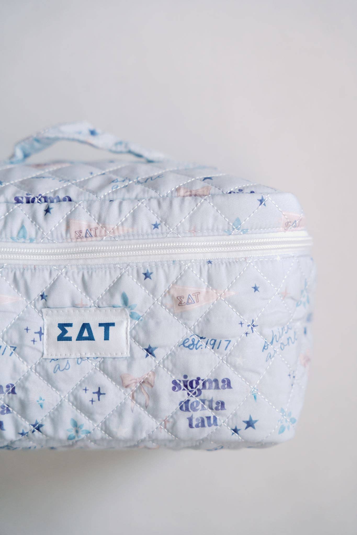 Sigma Delta Tau Toiletry Bag