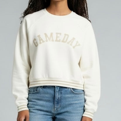 GAMEDAY Raglan Sweater | White & Camel