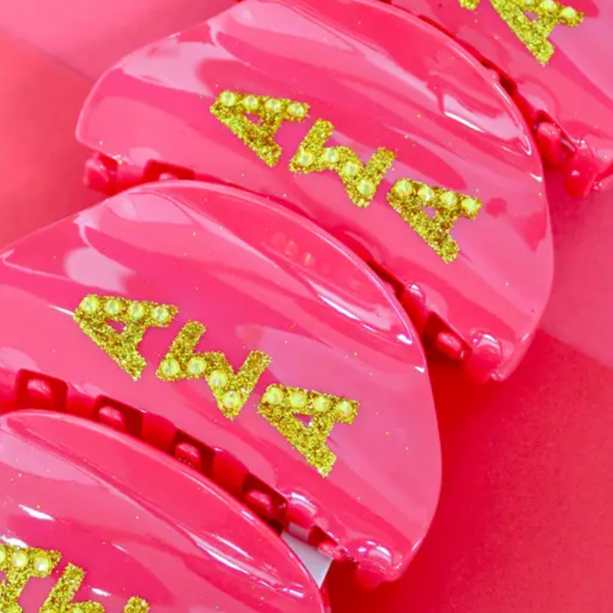 Girl On the Go Hair Claw Clip